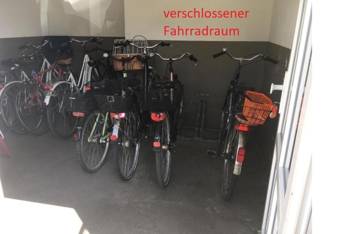 Strandstrasse - Fuehrt Auf Schoene Ostsee-seebruecke Apartment *